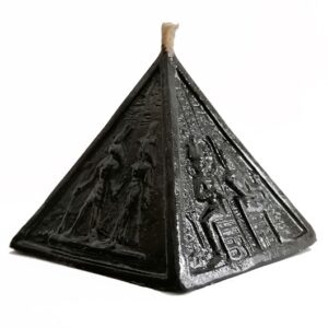 Comprar vela pirámide para limpieza de energías.